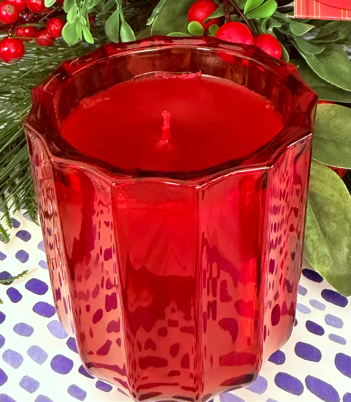 Smell of Christmas Ribbed Candle 8oz