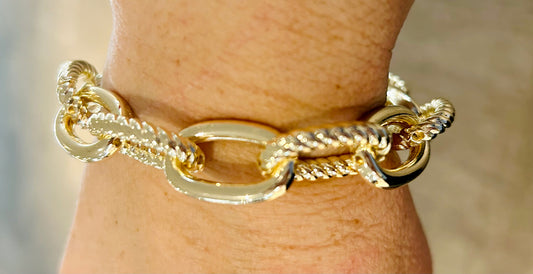 Magnetic Gold Oval Link Bracelet