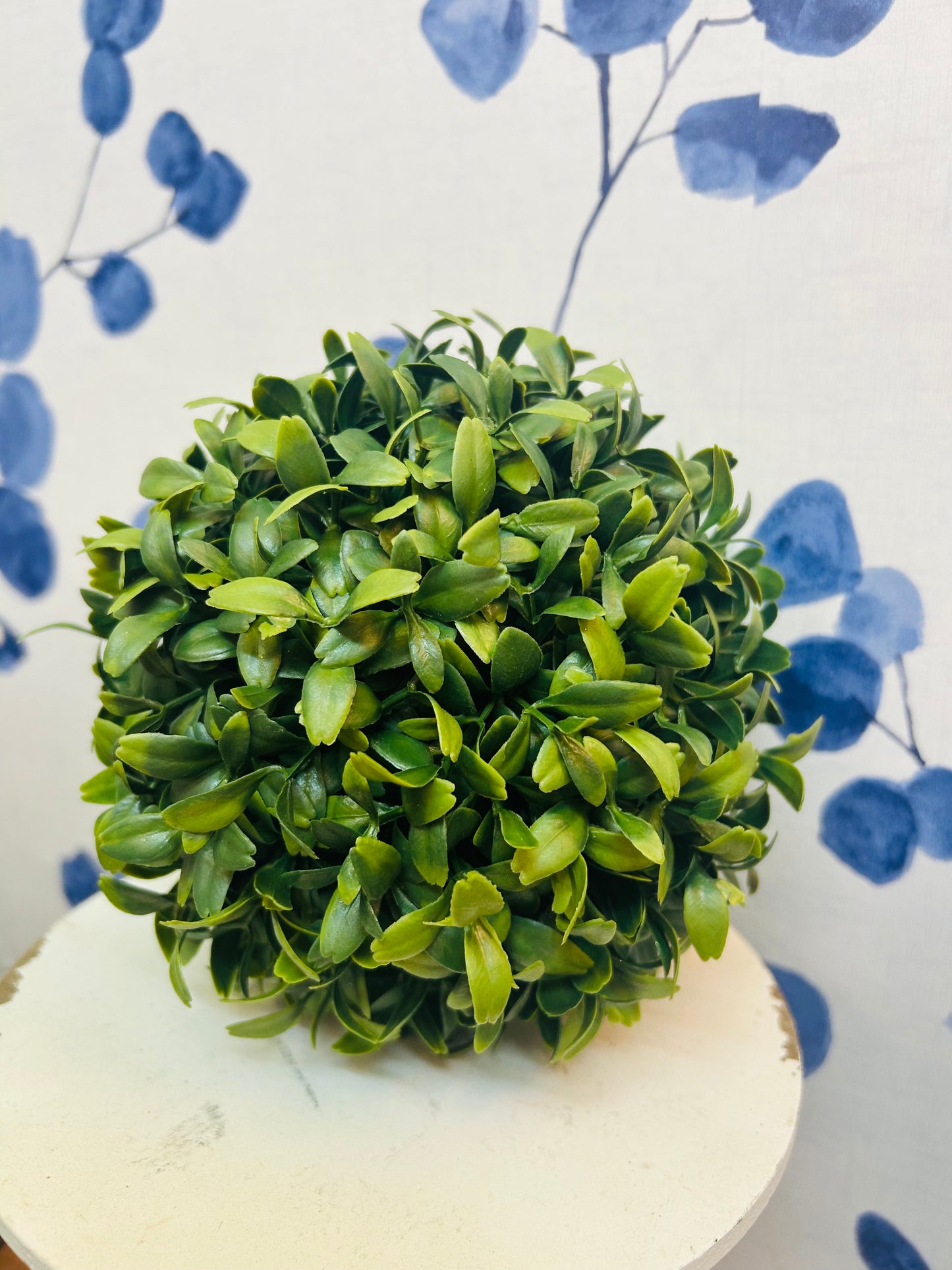 6" Green Boxwood Orb
