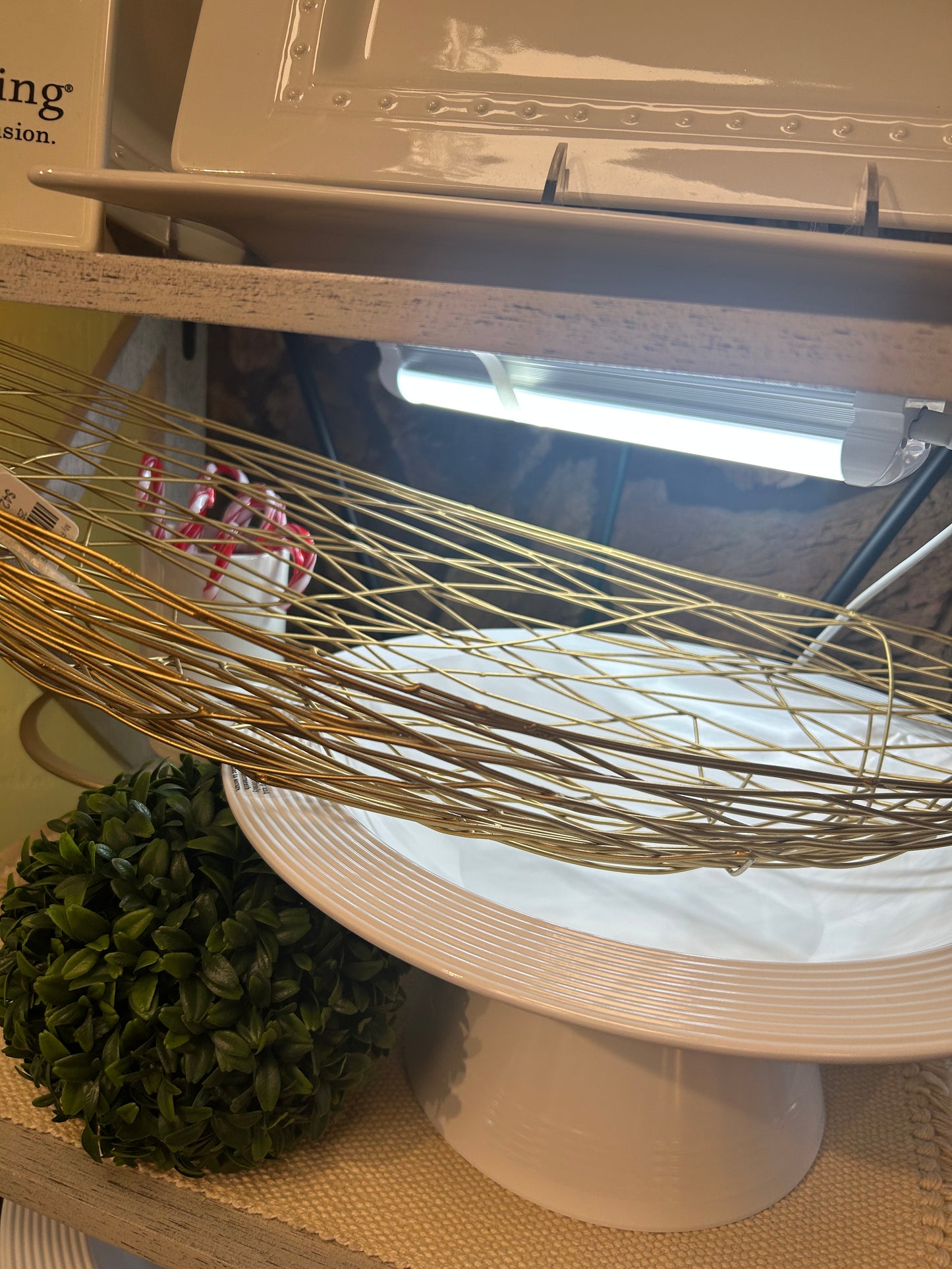 Gold Metal Basket Oval Wired