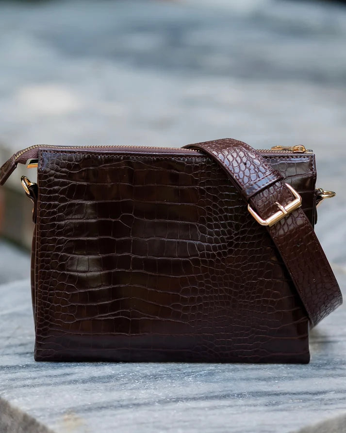 Ariana Crossbody Chocolate