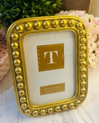 Gold Ball Frame 5x7"