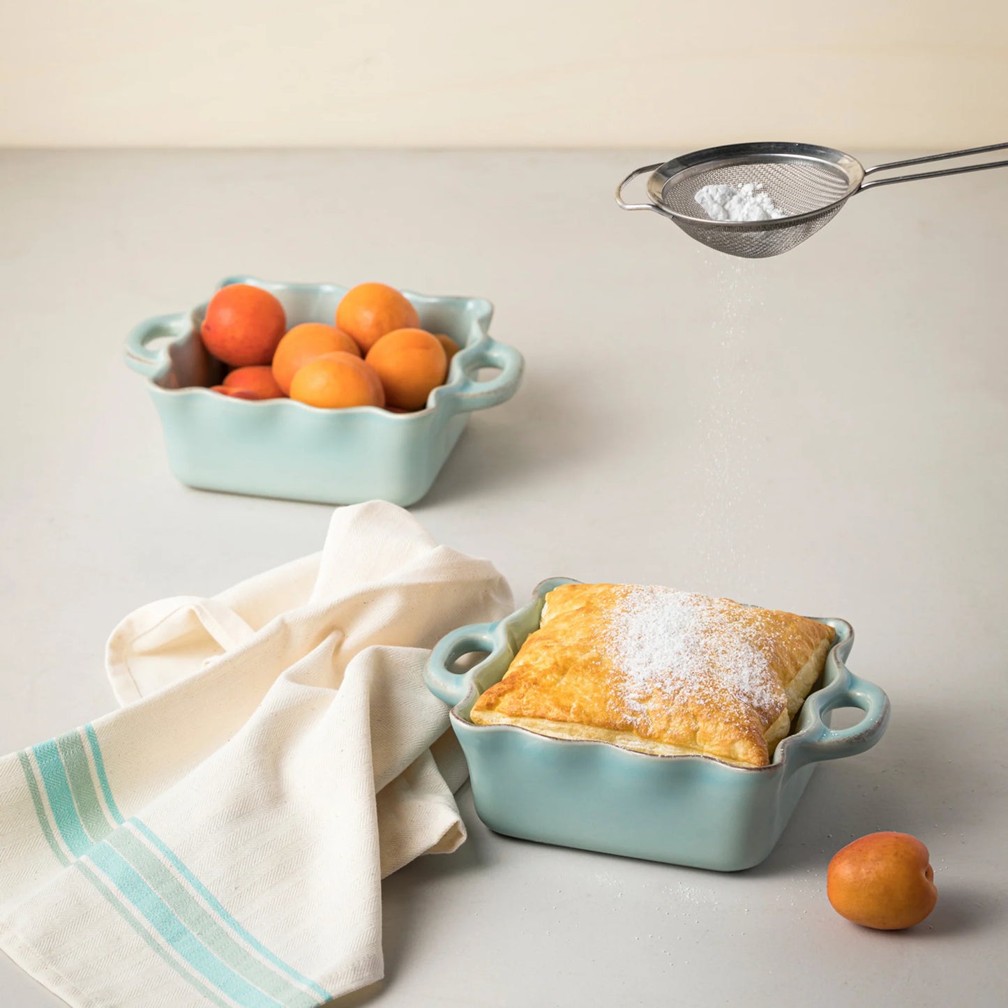 Casafina Ruffled Bakers