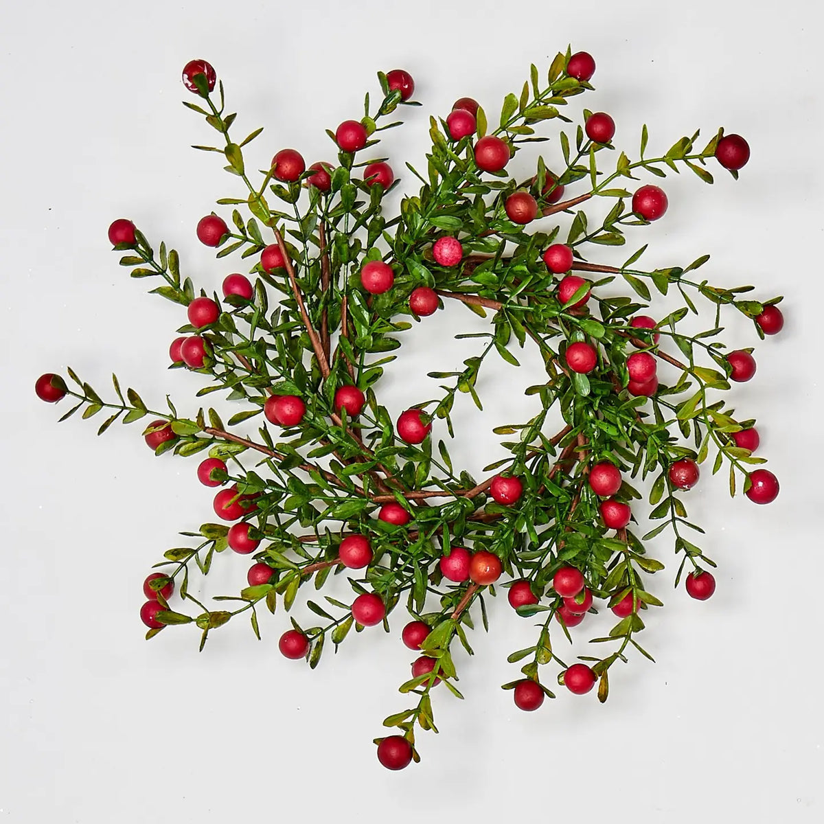 4.25" Boxwood and Berry Candle Ring