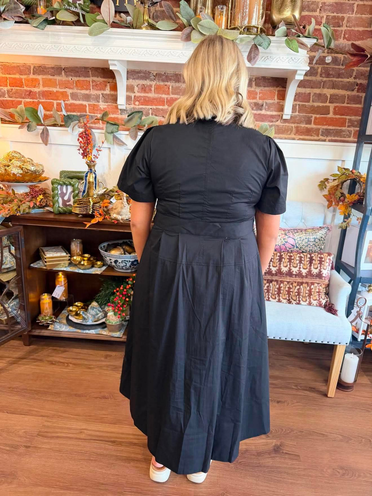 Black and Gold Front Zip Adjustable Dress