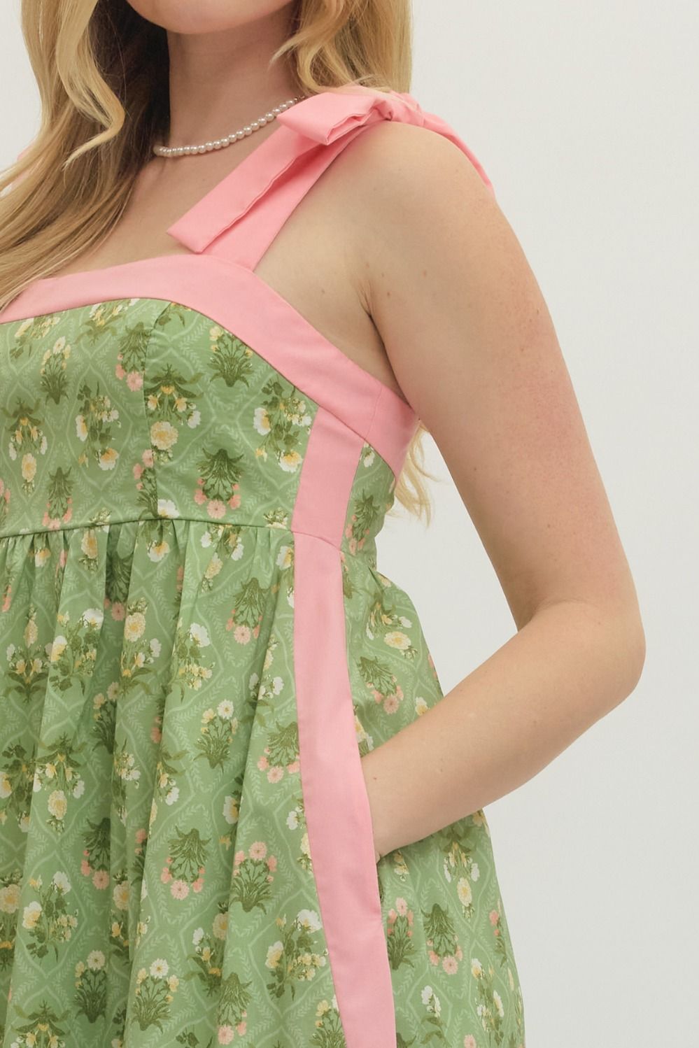 Botanical Beauty Midi Dress