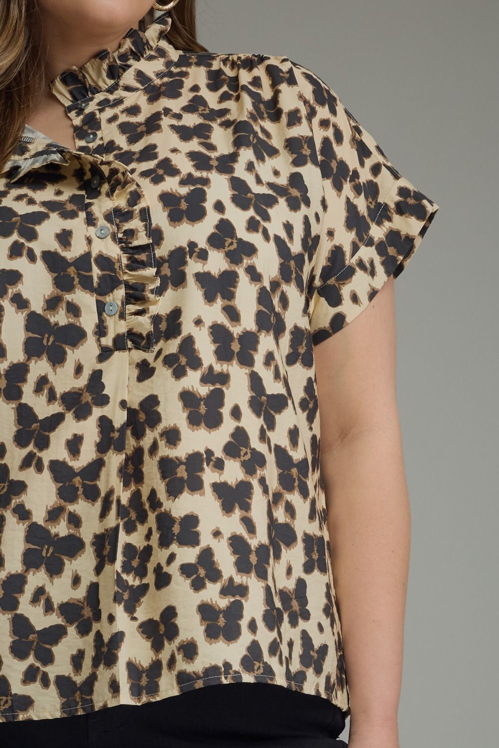 Neutral Beauty Floral Blouse