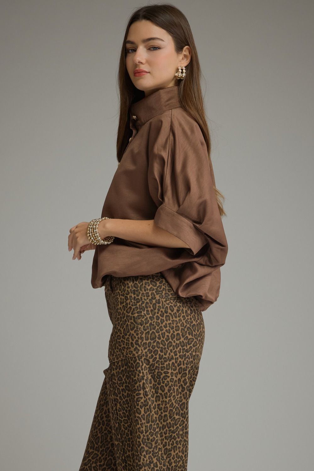Brown Short Sleeve Collared Blouse