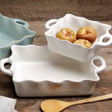 Casafina Ruffled Bakers