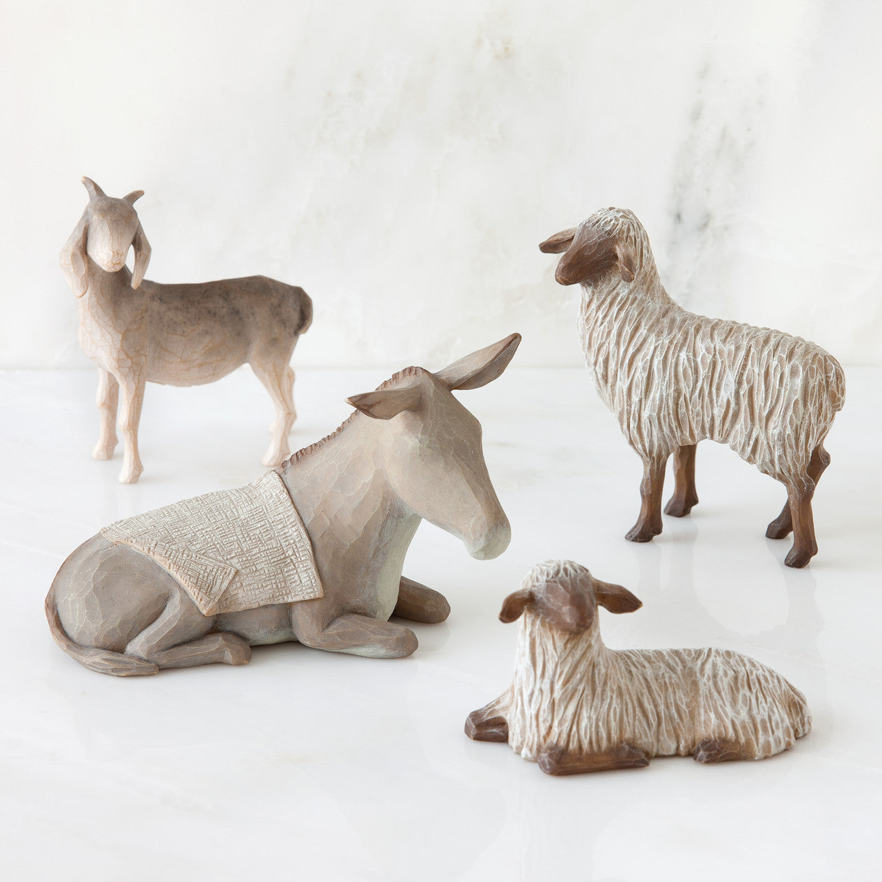 Sheltering Animals for Holy Family  27160