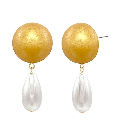 Gold and Pearl Earings
